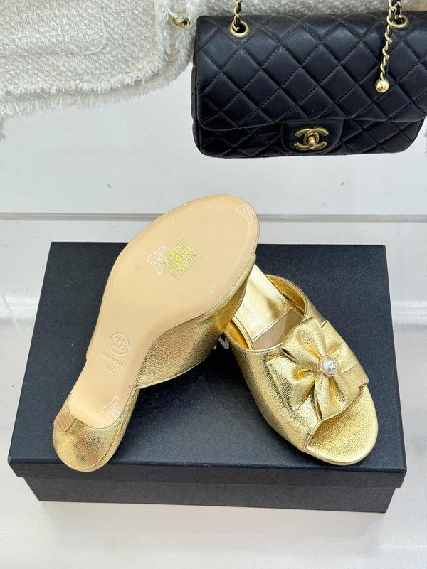 CC 26s Bow Slippers High Heel 35mm Gold Metallic Satin Sheepskin 615746