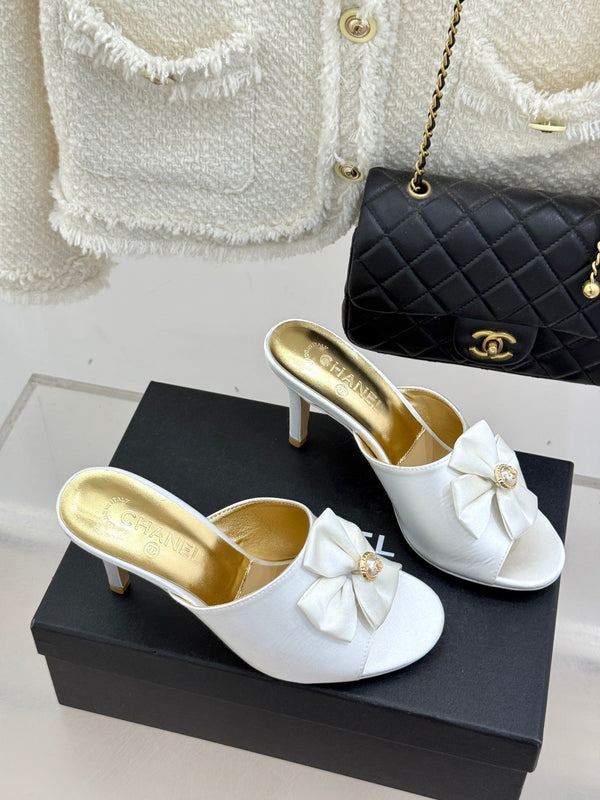 CC 26s Bow Slippers High Heel 75mm White Satin Sheepskin 615744