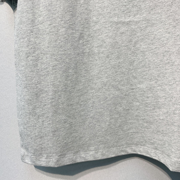 Celine Printemps/Été 26 T-shirt gris à manches courtes en coton 101584