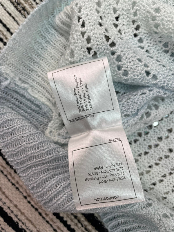 Chanel Tricot Manches Courtes Bleu en Laine 133528