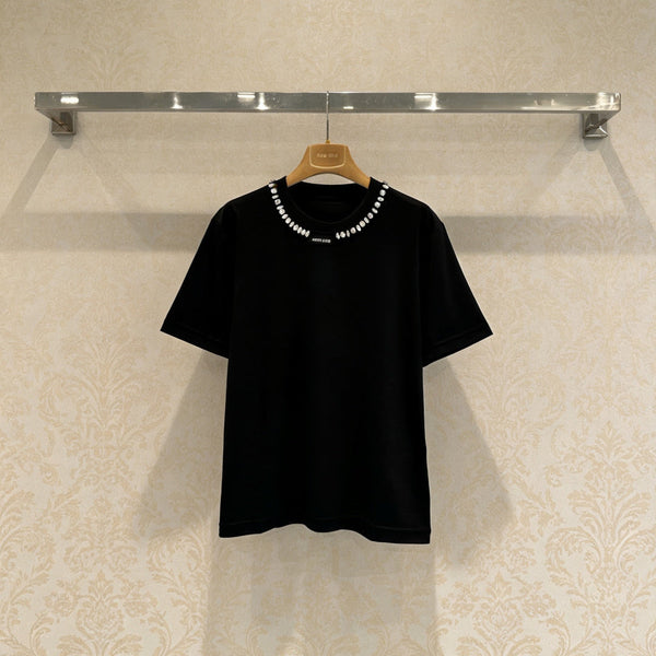 T-shirt Chanel noir en coton à col rond et manches courtes orné de perles 133330