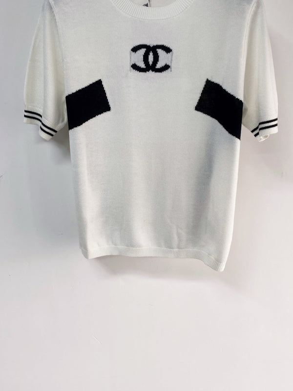 Chanel  Short-Sleeve T-Shirt White in Wool 153741