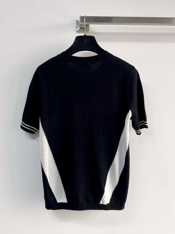 Chanel  Short-Sleeve T-Shirt Black in Wool 153740