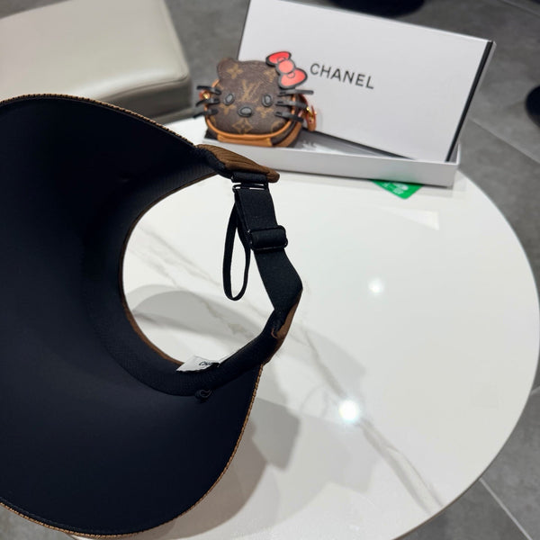 Chapeau Visière Ouverte Chanel Marron en Tissu 192286