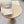 Casquette de baseball Chanel avec chaîne beige en tissu 192200