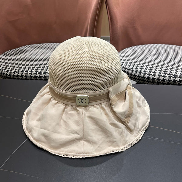 Chanel Chapeau Nœud Coréen Beige en Tissu 192189