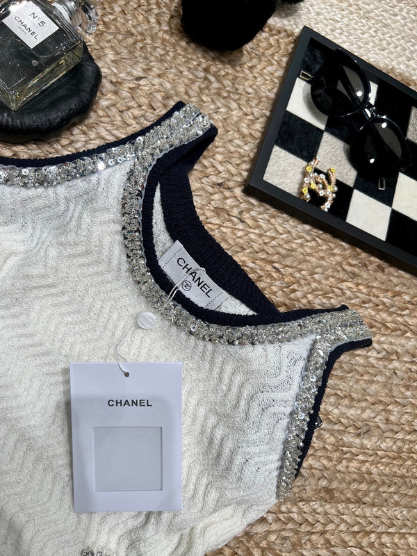 Chanel 26SS Caraco blanc orné de strass en maille texturée 161793