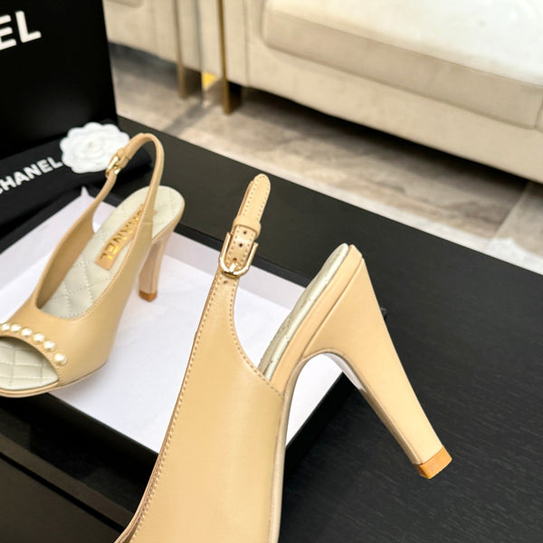 Chanel 26A Slingback Beige en agneau 672993