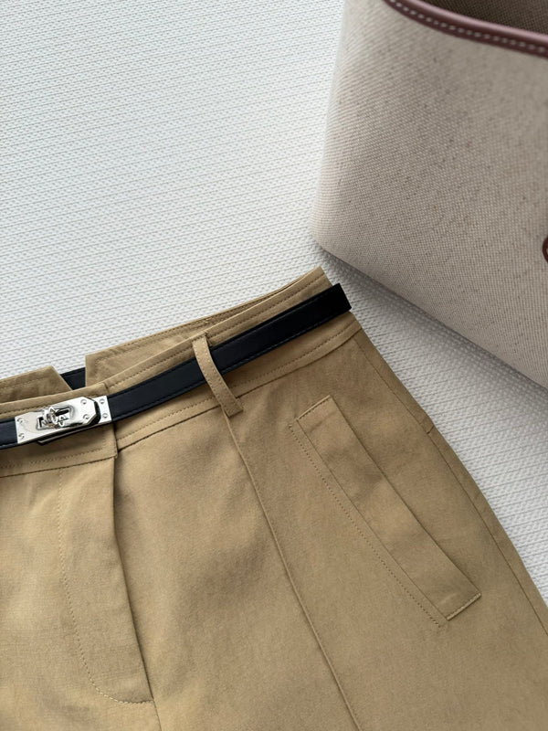 Short Hermès 26SS Kaki Marron en Coton 943345