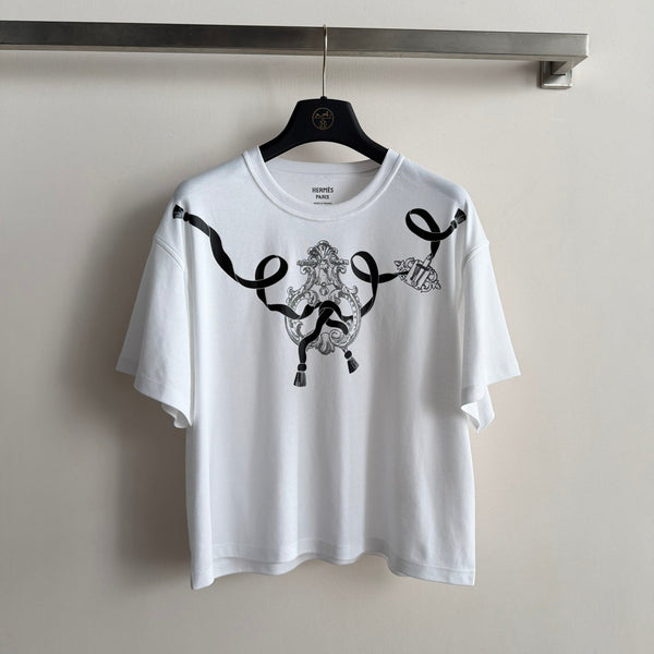 T-Shirt Hermès 26 rubans motif badge manches courtes blanc en coton 888720