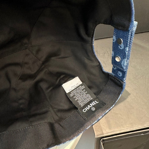Casquette de baseball Chanel bleu foncé en jean 197871