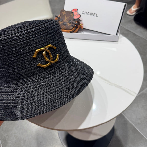 Chanel 26 Bob Noir en Paille 197776