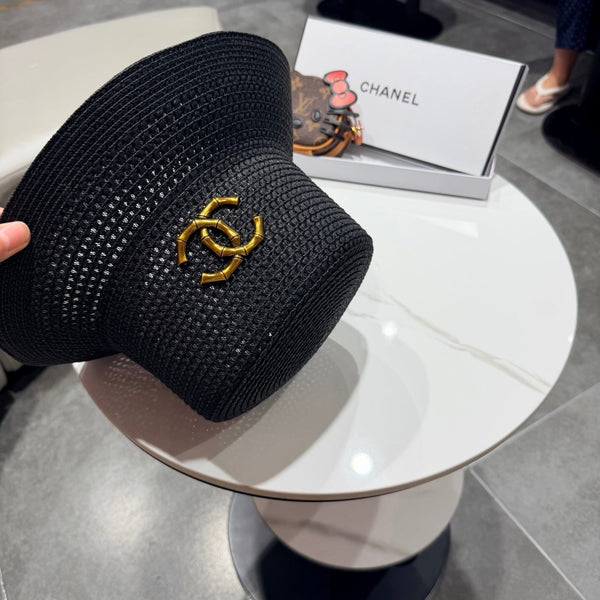 Chanel 26 Bob Noir en Paille 197776