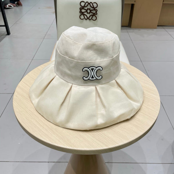 Bob Chanel avec nœud papillon en tissu blanc 197805