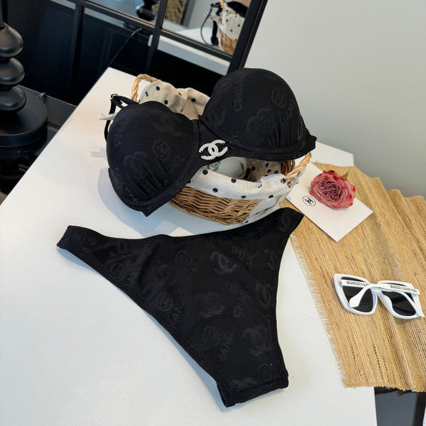 Chanel  Two-piece Bikini Swimsuit with Underwire Black in Cotton 195162