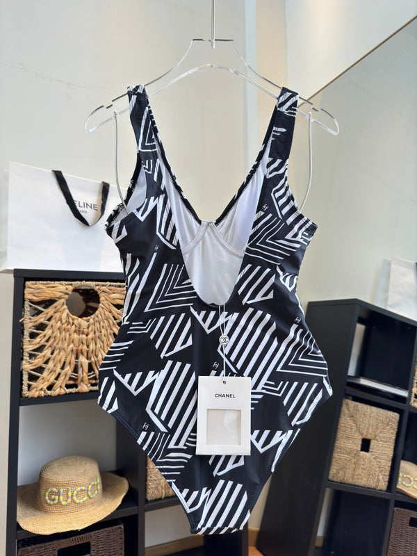 Chanel One-piece Swimsuit Black in Cotton 195154