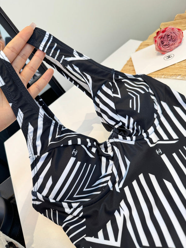 Chanel One-piece Swimsuit Black in Cotton 195154