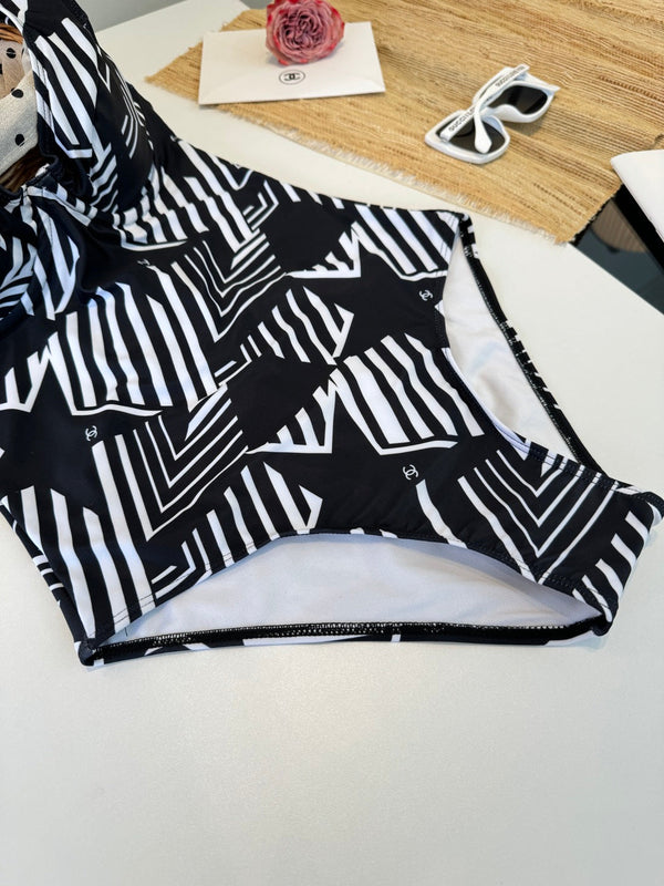 Chanel One-piece Swimsuit Black in Cotton 195154