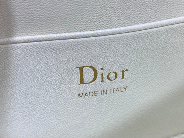 Dior Pochette Chaîne Perle Nœud 26 En Agneau Lustré Ivoire GHW