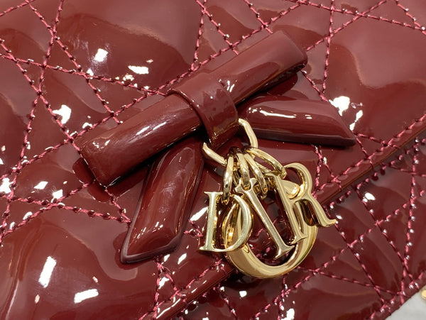 Dior Pochette 26 Bow Pearl Chain En Agneau Glacé Bordeaux GHW
