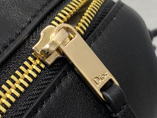 Dior 26 Bow Pouch 20cm in Black Lambskin