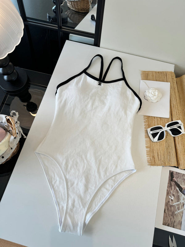 Maillot de bain une pièce Chanel Blanc en Coton 201807