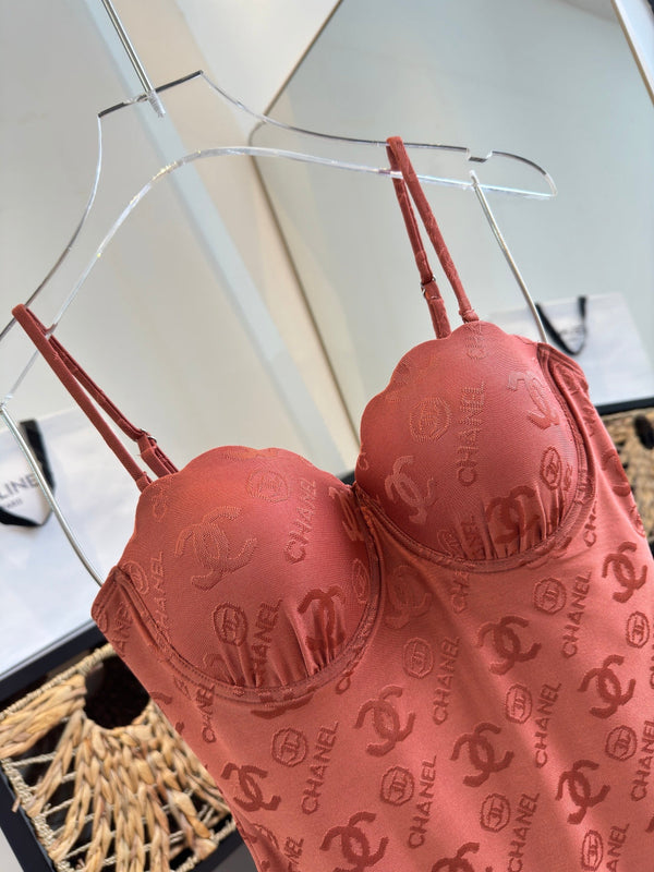 Maillot de bain Chanel une pièce rouge brique en coton 201804