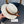Chapeau tressé Chanel avec bride en cuir blanc en coton 205615
