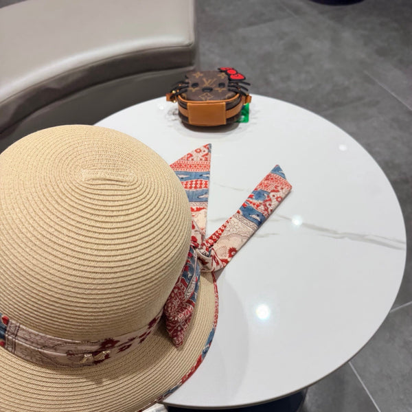 Chapeau Chanel à Nœud en Ruban Beige en Paille 205600