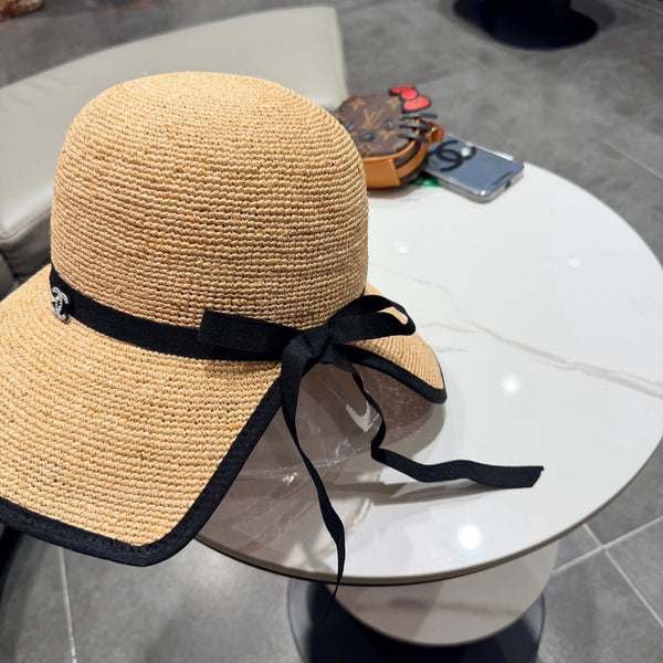 Chanel Chapeau style Hepburn Beige en Raffia 205599