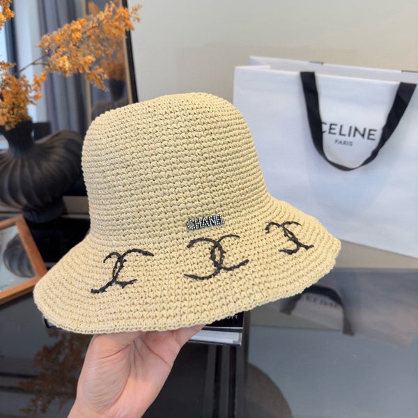 Chanel Chapeau Pliable d'Été Crème en Paille 205439