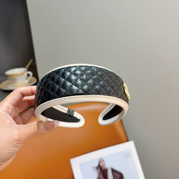 Chanel Headband with Logo Black in Leather 204859