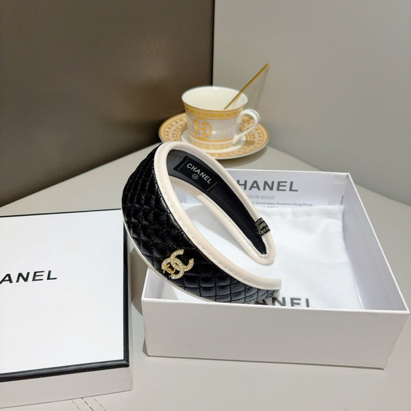 Chanel Headband with Logo Black in Leather 204859