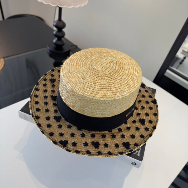Chapeau Chanel en paille de raphia beige et noir 205379