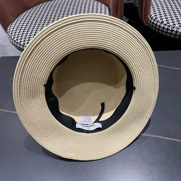 Chapeau de soleil Chanel en raphia ivoire 205280