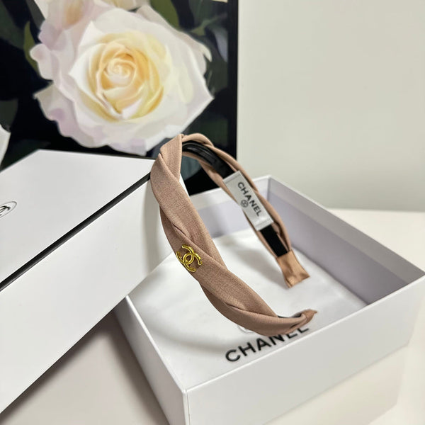 Chanel Headband Light Pink in Cloth 201911