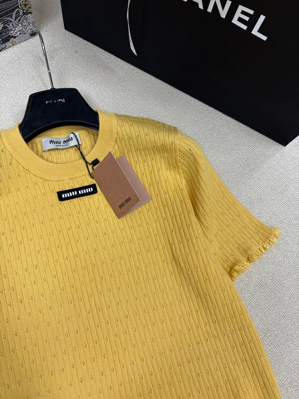 Miu Miu 26 Top col rond manches courtes jaune en tricot 191310