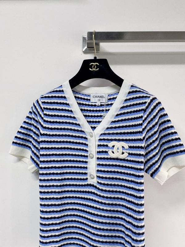 Chanel Two-Tone Short-Sleeve T-Shirt Blue White in Viscose 194326