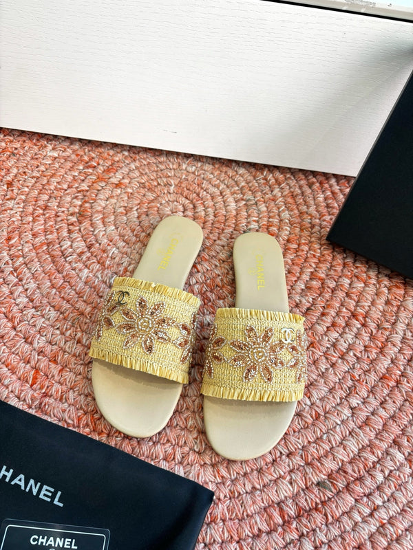 Chanel Bouclé Sandal Straw Yellow in Fabric Sheepskin 685950