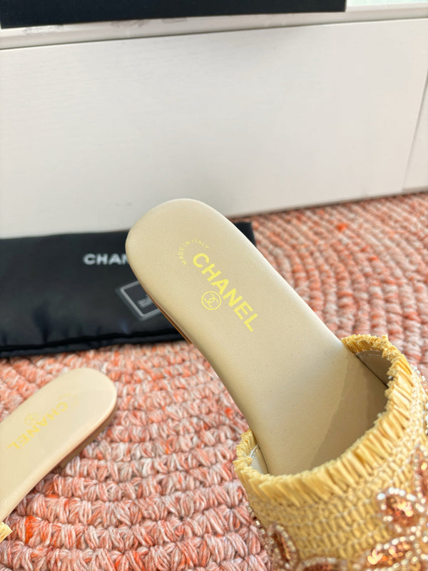 Chanel Bouclé Sandal Straw Yellow in Fabric Sheepskin 685950