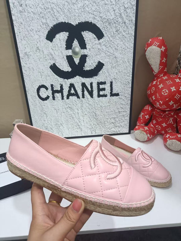 Chanel Espadrilles Rose en cuir de vachette 684838