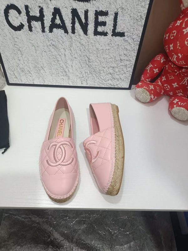 Chanel Espadrilles Rose en cuir de vachette 684838