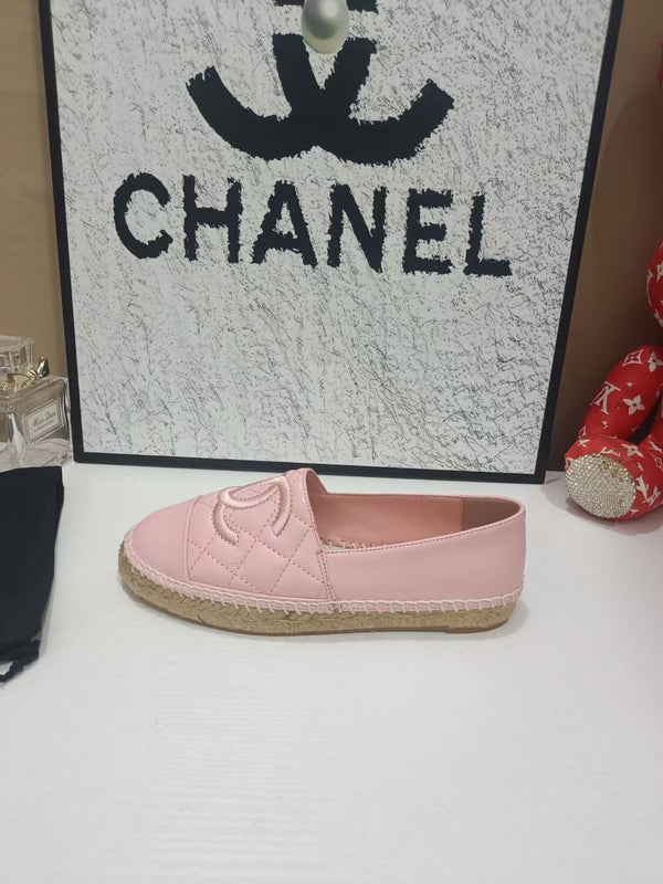 Chanel Espadrilles Rose en cuir de vachette 684838