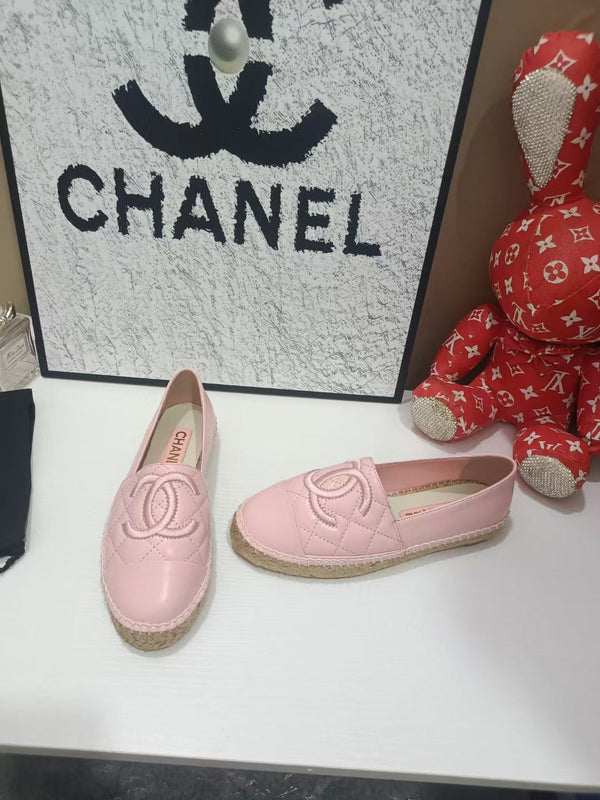 Chanel Espadrilles Rose en cuir de vachette 684838