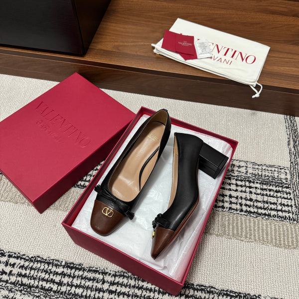 Valentino Garavani Pumps 60 Dark Brown Black in Sheepskin 685889