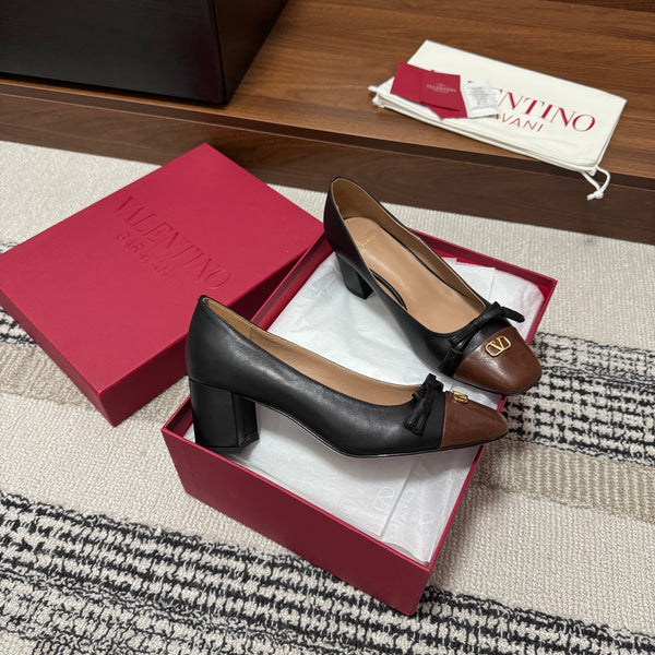 Valentino Garavani Pumps 60 Dark Brown Black in Sheepskin 685889