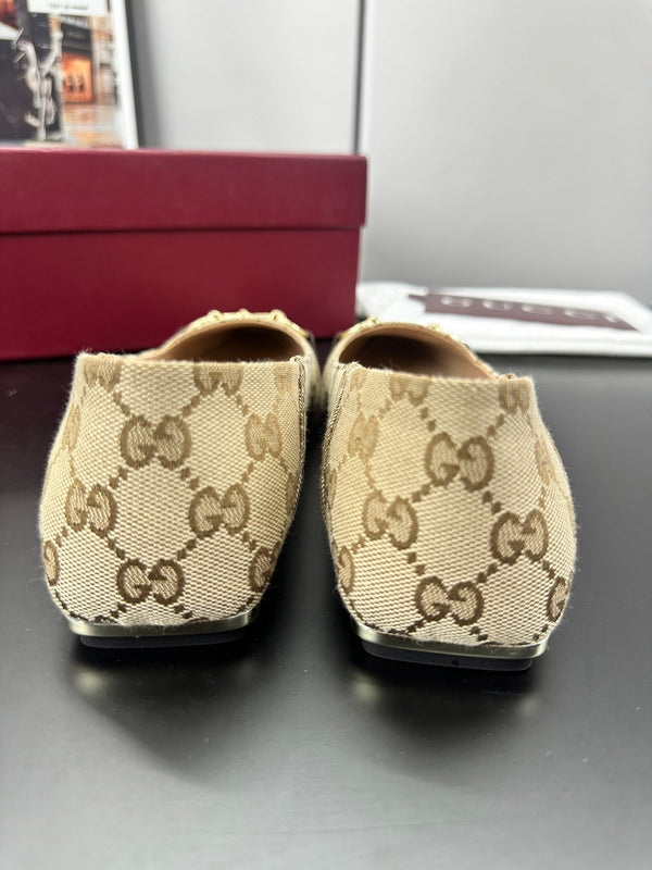 Gucci 26 Vittoria Horsebit GG Canvas Ballet Flats Brown in Leather 688312