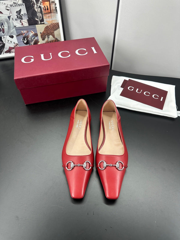 Gucci 26 Vittoria Horsebit Ballet Flats Red in Leather 688310
