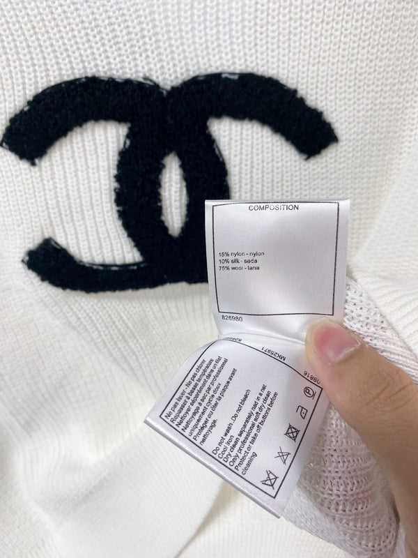 T-shirt Chanel à manches courtes blanc en laine 207997