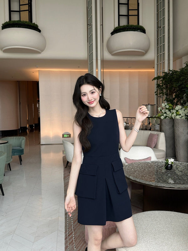 Robe Chanel noire en acétate 202467